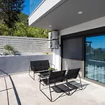 Irene'S Design Apartment Swimming Pool *